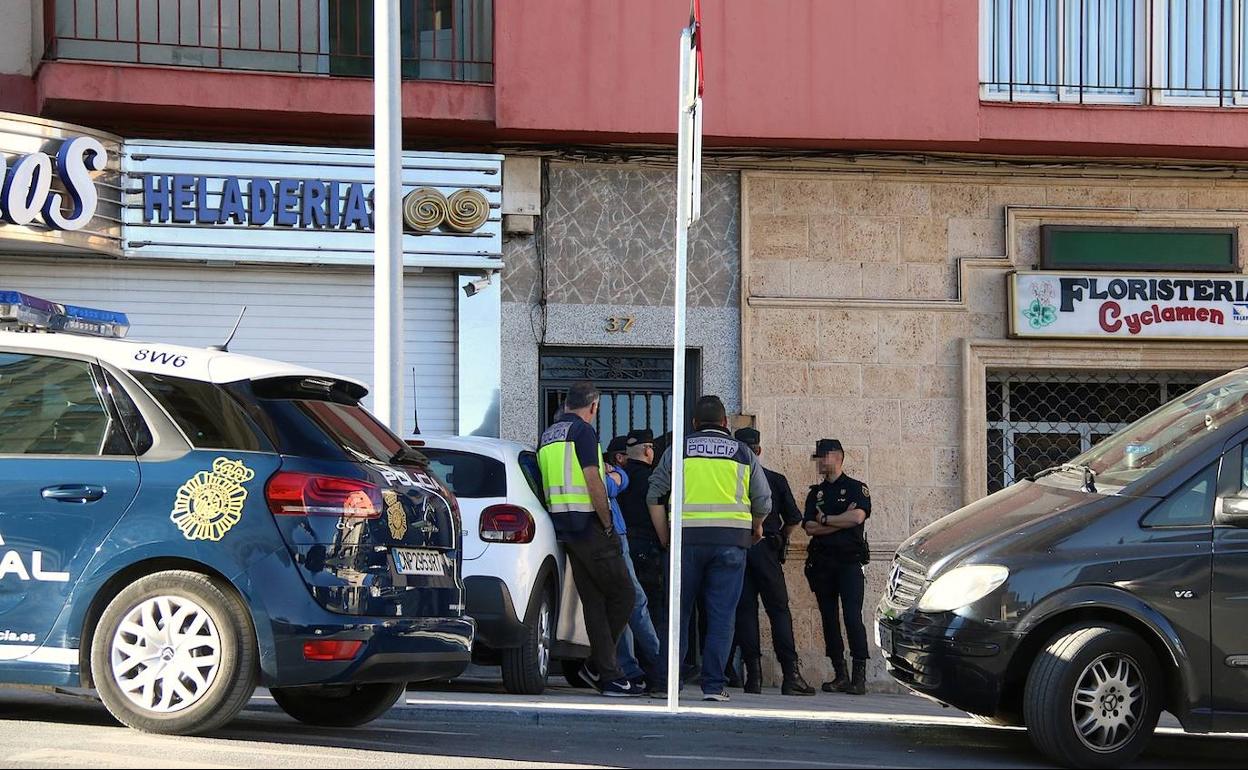 Fiscalía pide seis años de cárcel a una pareja acusada de vender droga en su casa de Úbeda