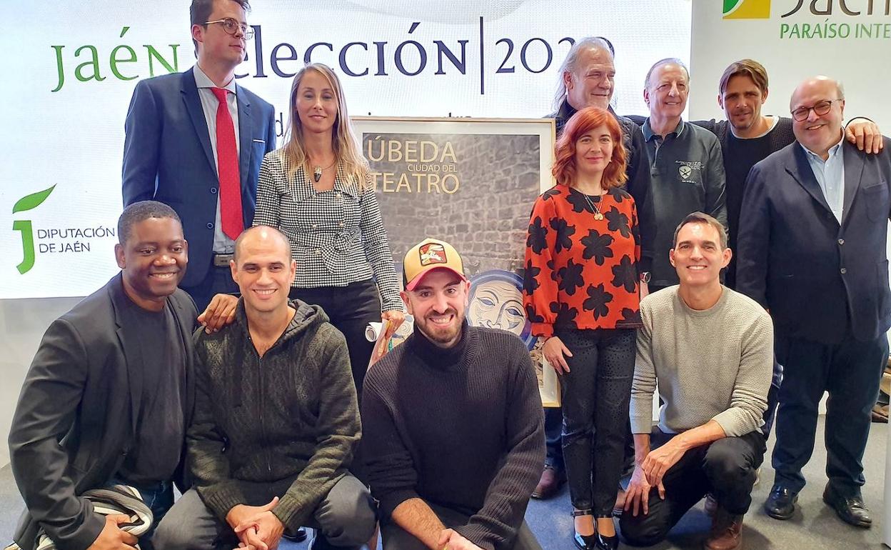 Nombres propios de la escena asistieron a la presentación.