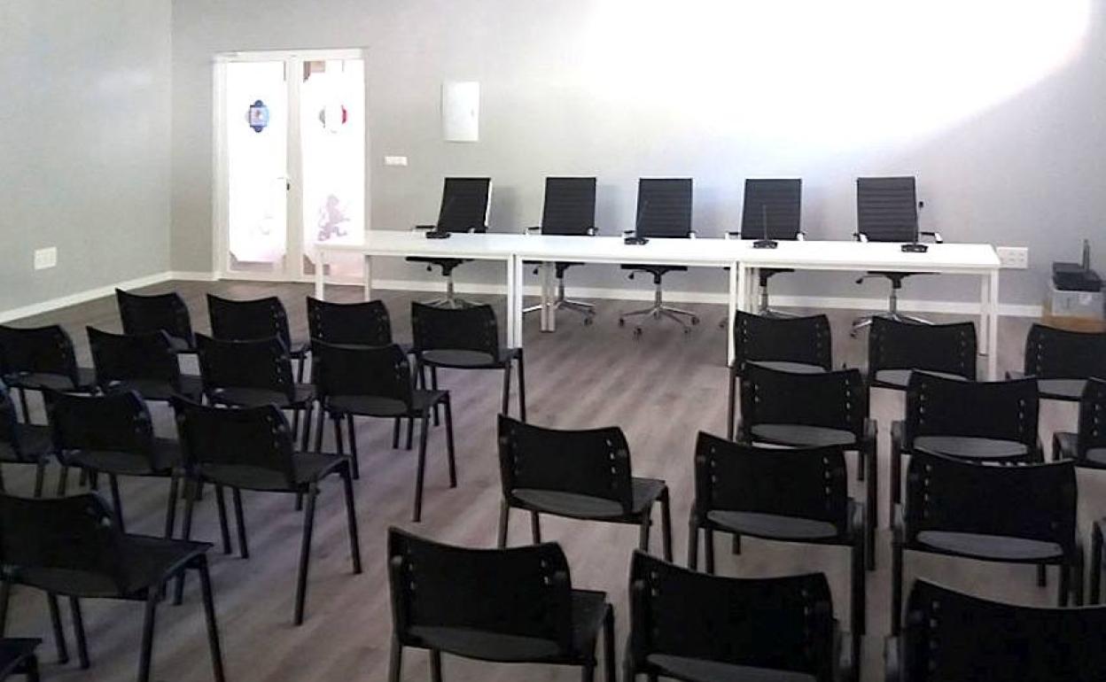 Salón de actos de Alciser en la Estación de Autobuses.