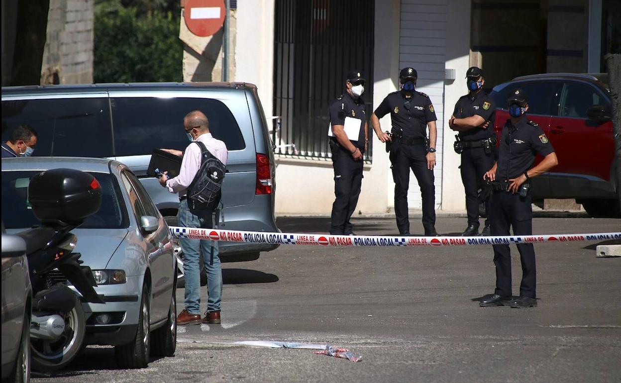 La policía en el lugar de los hechos.