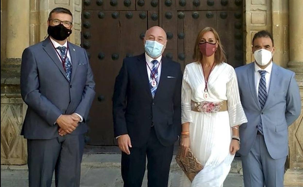 Higueras junto a tres de sus compañeros de grupo municipal.