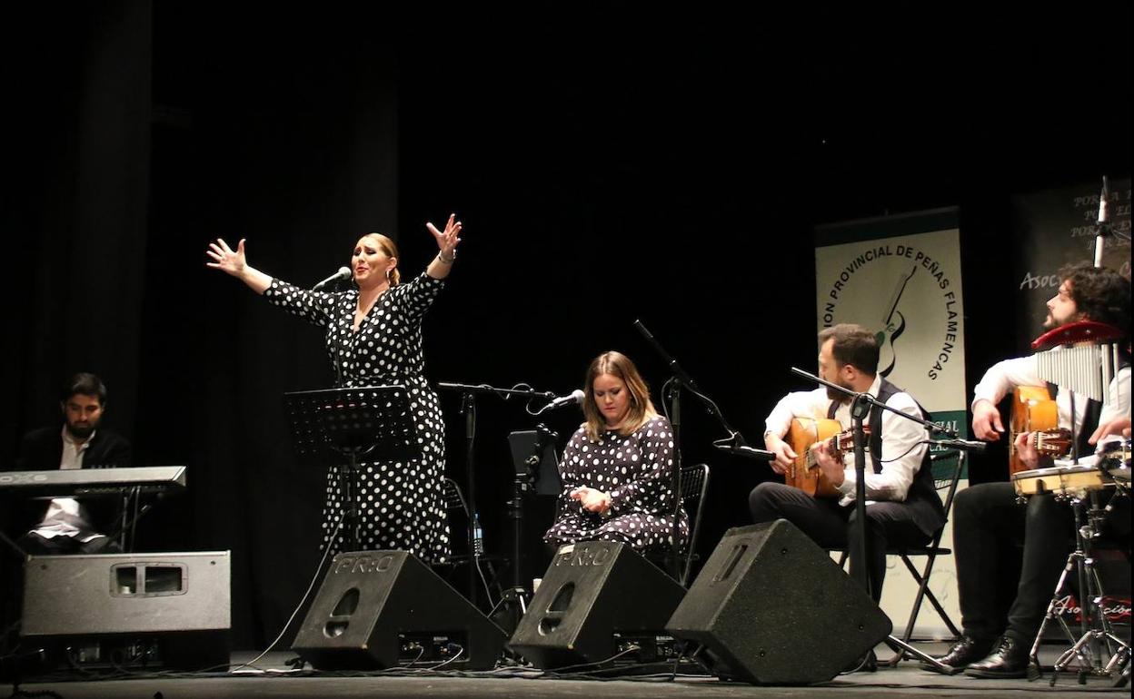 Zambomba flamenca a cargo del grupo Raíz y Compás