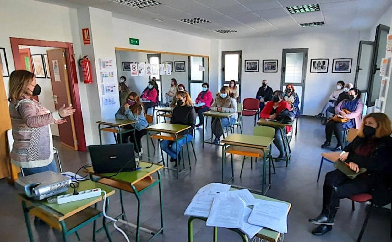Charlas informativas sobre el proceso para la selección de personal laboral fijo