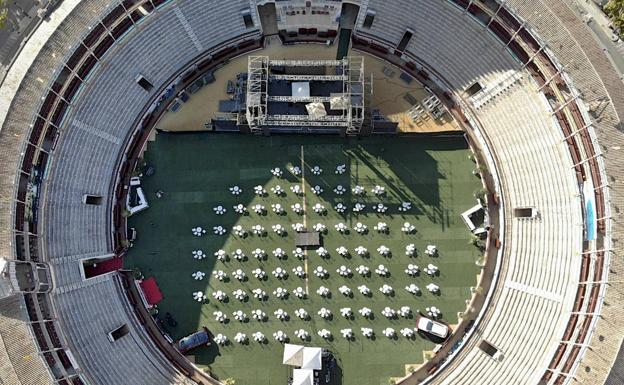 Cabaret Festival transforma los espacios al modo de las antiguas salas de conciertos.