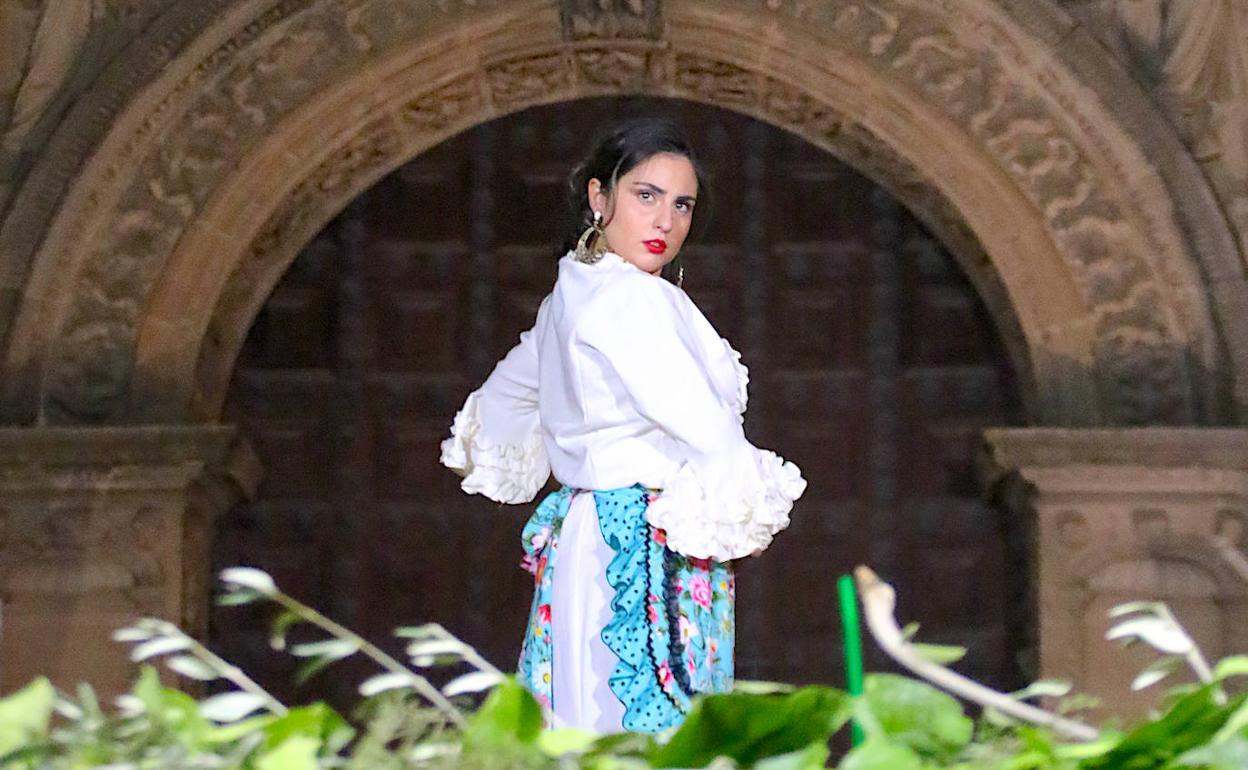 Almudena Román estará al baile.