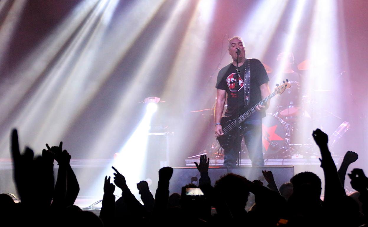 Reincidentes protagonizó el primer concierto celebrado en Úbeda en las condiciones que arrebató la pandemia
