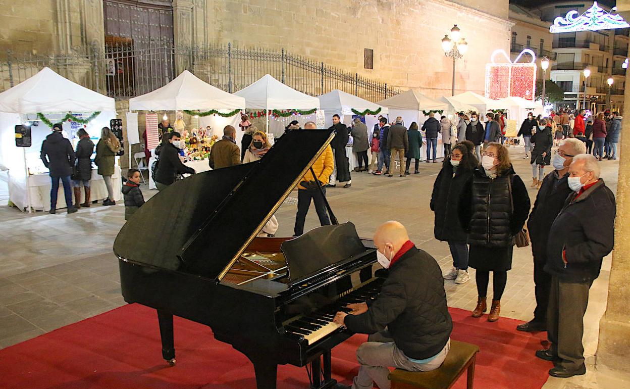 Un piano en la calle Corredera de San Fernando.