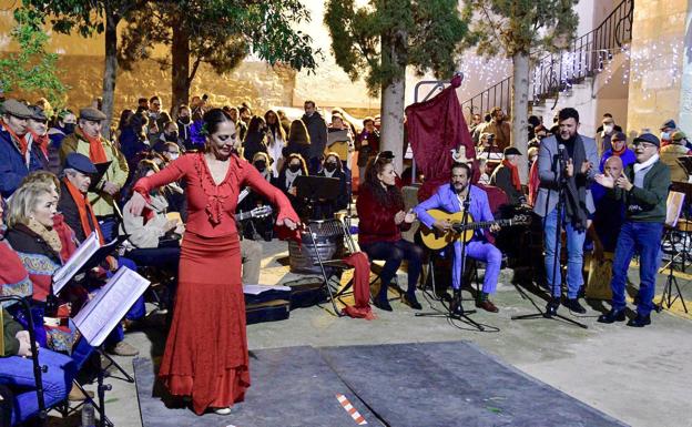 Zambombas solidarias de las cofradías de la Humildad y la Sentencia