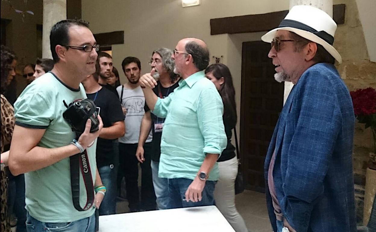 Alberto Román y Joaquín Sabina.