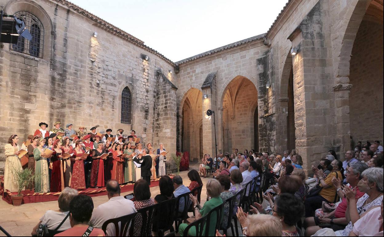 Música renacentista y fuegos artificiales en el aniversario de Patrimonio Mundial