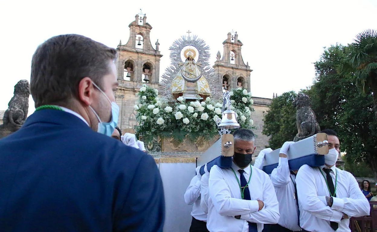 La ciudad prepara la festividad de la Virgen de Guadalupe | Ideal