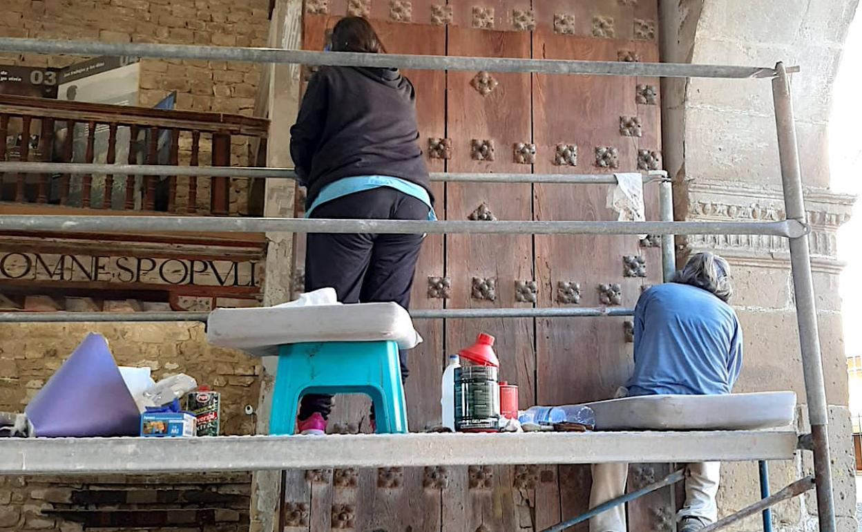 La puerta de San Lorenzo, como nueva
