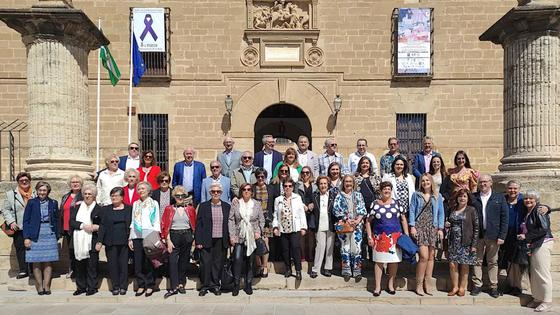 Reencuentro de antiguos trabajadores de la empresa ubetense Almacenes Martín