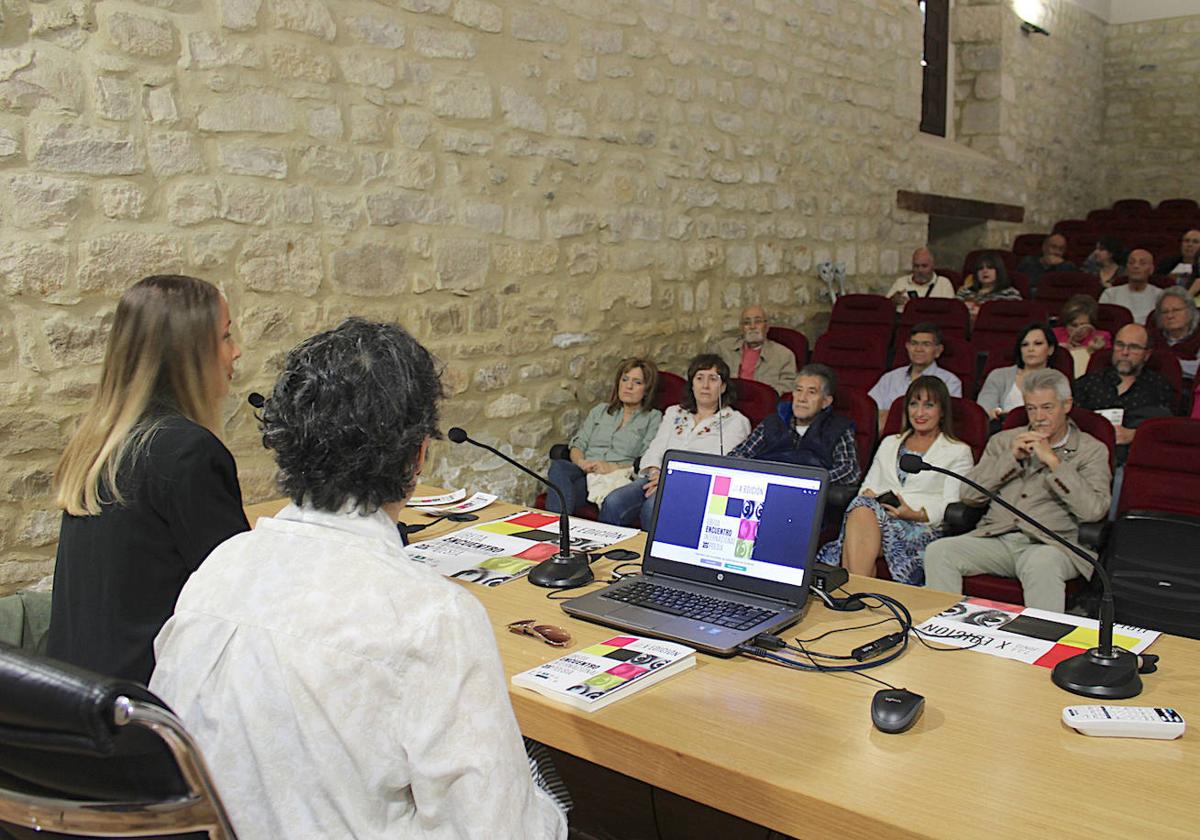 Los versos inundaron la ciudad durante el décimo Encuentro Internacional de Poesía