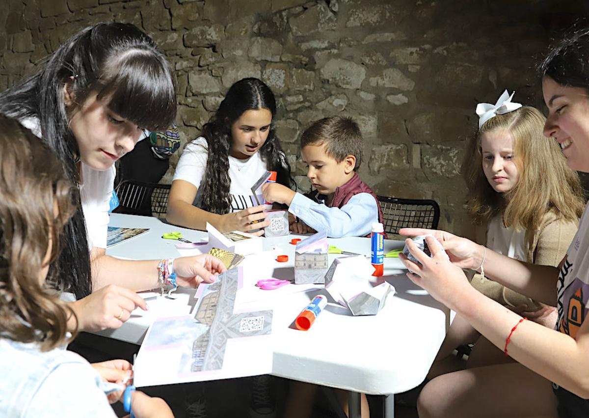 Imagen secundaria 1 - Diferentes momentos de la Noche del Patrimonio.