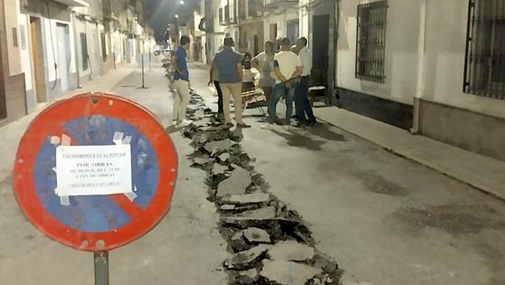 Quejas por las obras de remodelación de la calle Cristóbal Colón