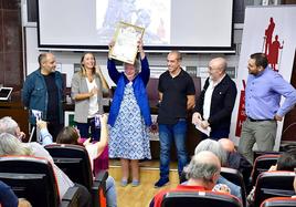 Entrega del premio 'Ivanhoe' a la británica Lindsey Davis.