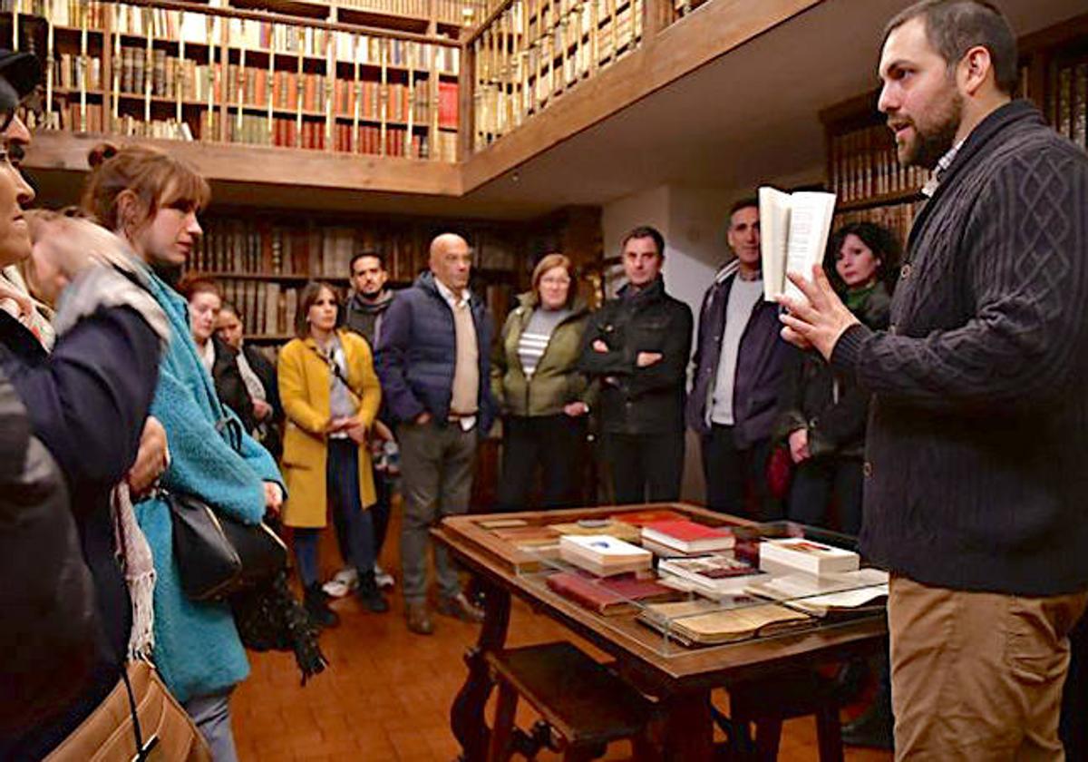 'Cena de los difuntos' en el Palacio Vela de los Cobos.