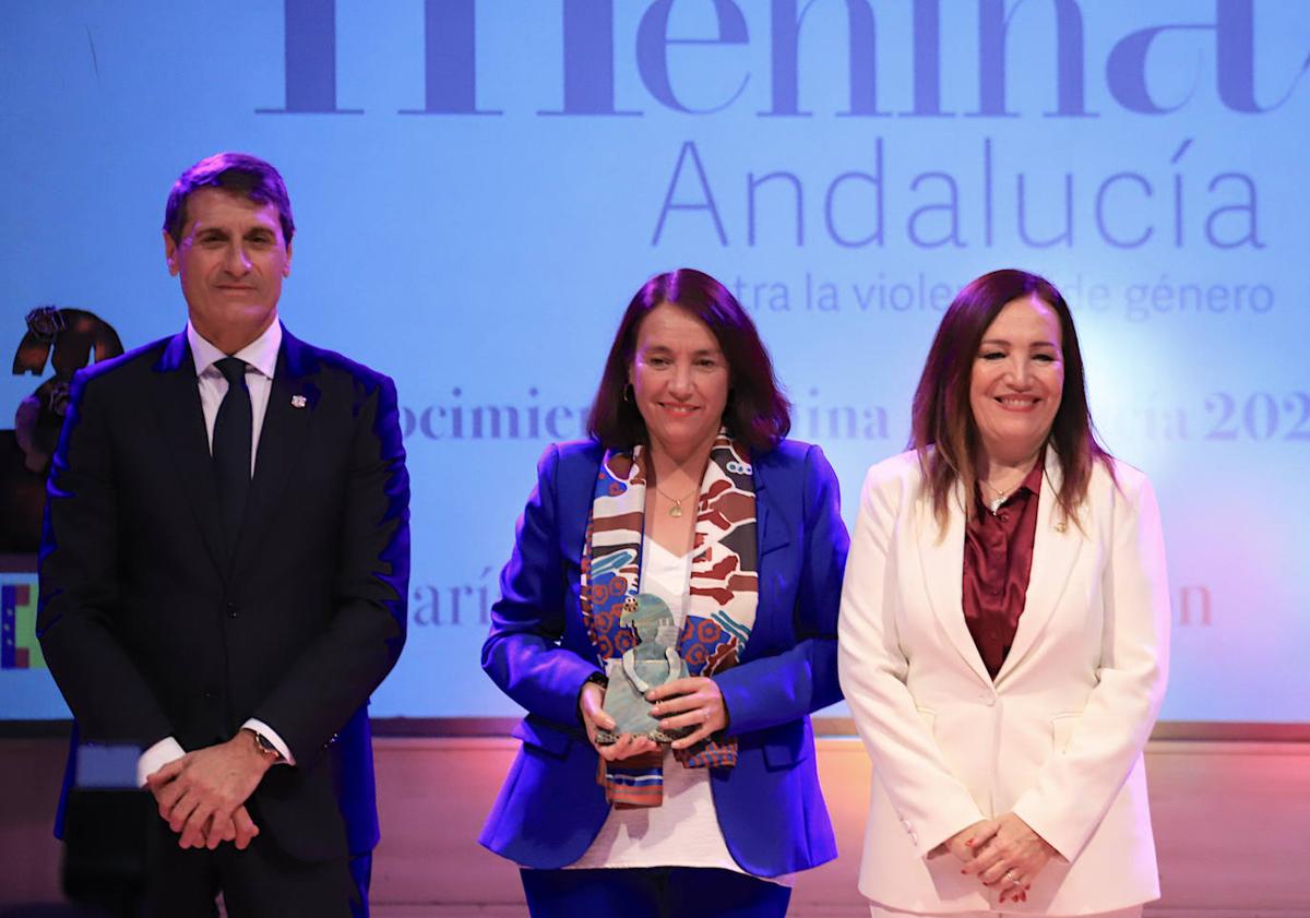 Imagen principal - Reconocimiento a María Luisa Grande, premio por Jaén.