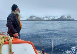 Domingo Expósito en su expedición a las Georgias del Sur.