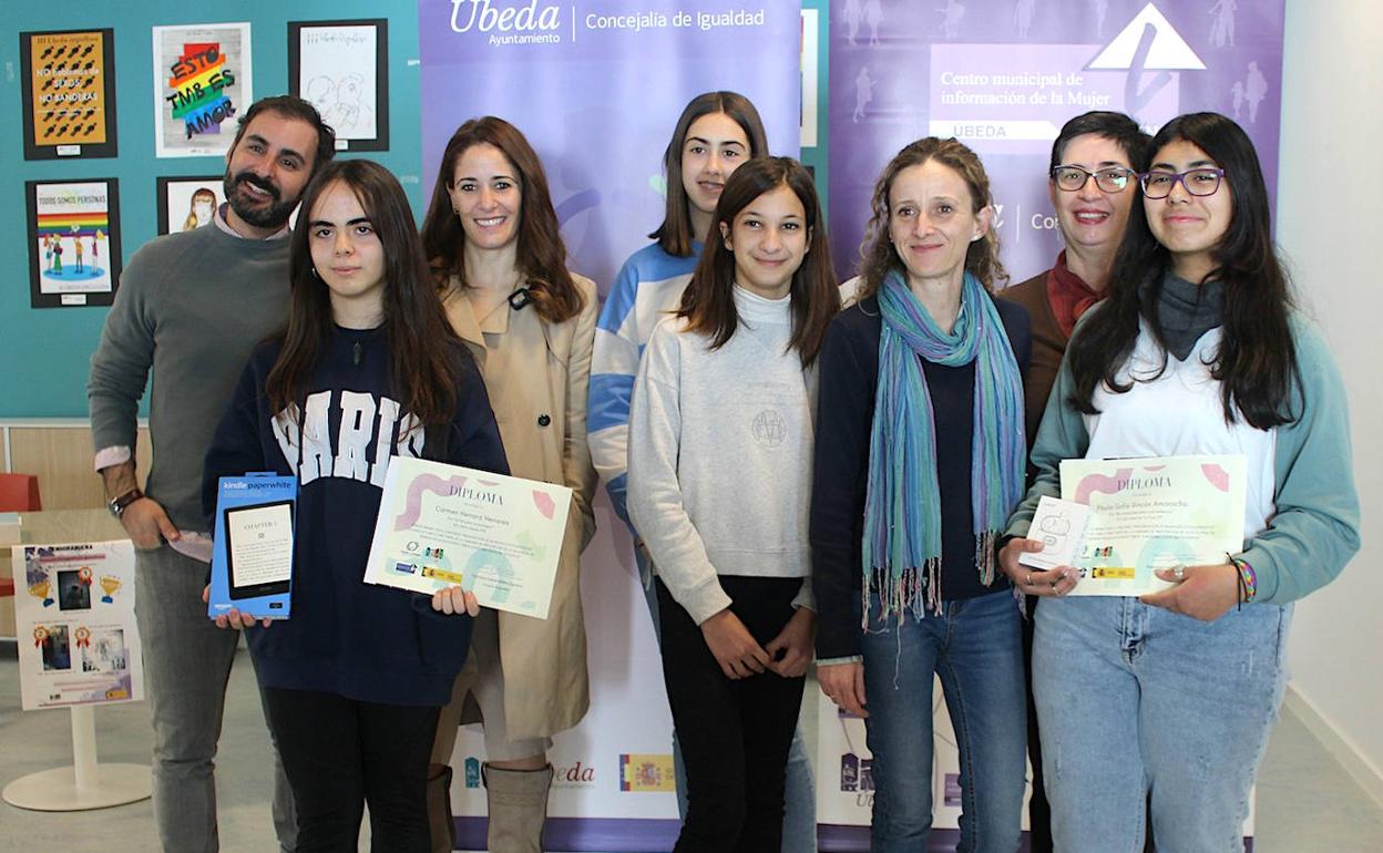 Entrega de premios de la iniciativa 'Únete a nuestro click sin violencia'