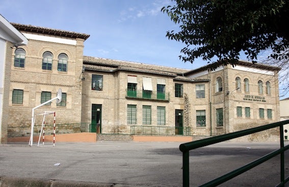 El colegio Sebastián de Córdoba ha buscado una alternativa al inexistente comedor escolar