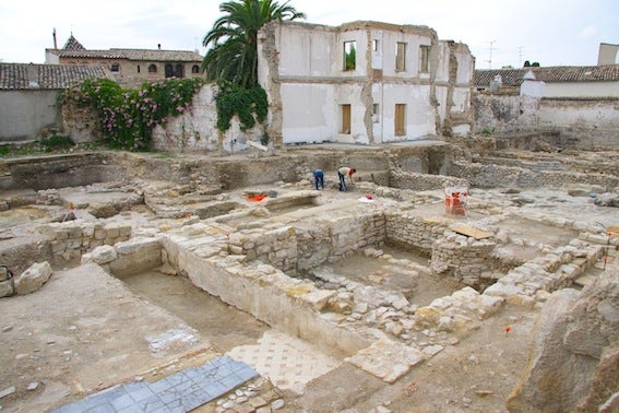 El Ayuntamiento pretende recuperar el antiguo cuartel de Santa Clara