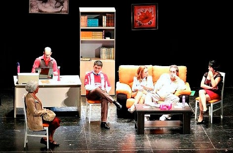 Teatro lleno para el grupo 'Por esos Cerros de Úbeda'