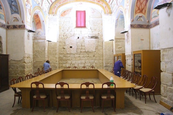 Mejoras en la Sacristía del Hospital de Santiago de cara a congresos y reuniones