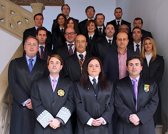 Úbeda acogió el juramento de ocho nuevos letrados en el Colegio de Abogados de Jaén