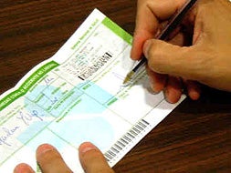 Tres imputados por falsificar recetas médicas para obtener fármacos