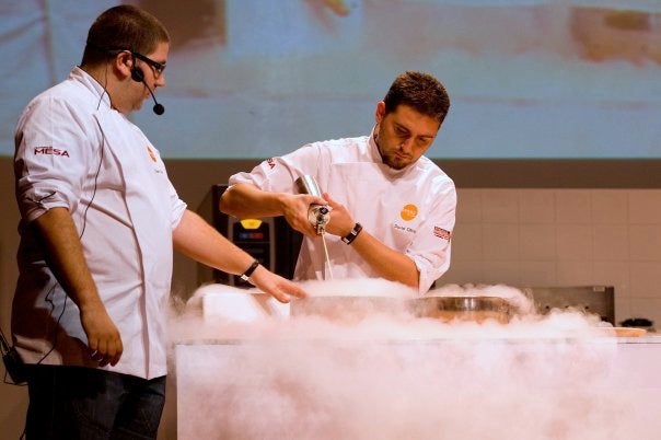 El prestigioso chef Dani García y su jefe de cocina, el ubetense David Olivas, darán una clase magistral en el Centro Aceite y Olivar