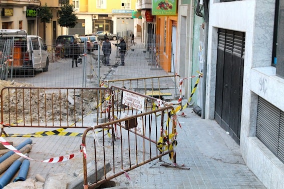 Nuevo aspecto para la calle Manuel Barraca y solución de un problema de tráfico histórico