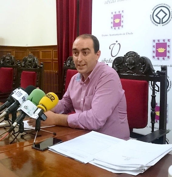 El equipo de Gobierno presenta una batería de rebajas en varios impuestos