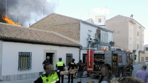 Intervención de los Bomberos y la Policía Local.