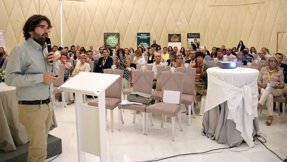 Víctor Pérez, director-gerente de la empresa Aceites Finca La Torre.