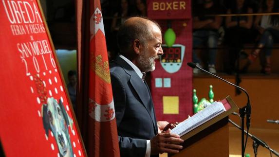 'Pepo' durante su pregón, anoche en el Hospital de Santiago.
