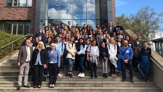 Los alumnos durante el viaje.