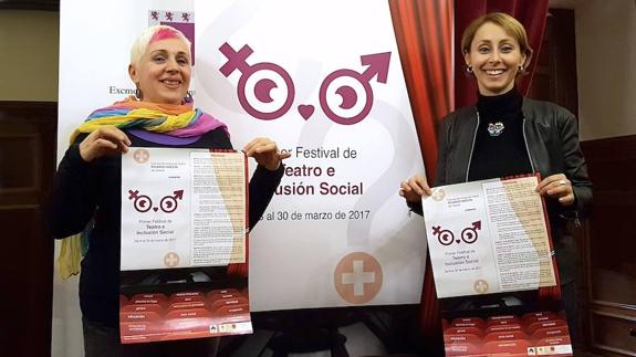 Natividad Villar y Elena Rodríguez en la presentación.