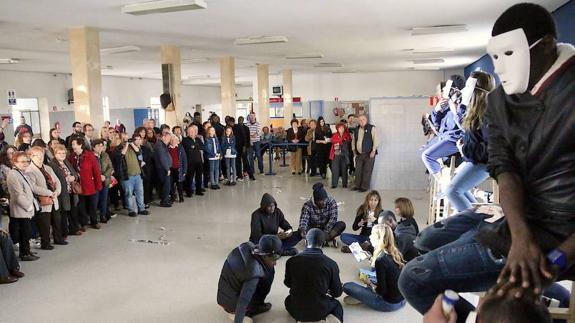 Montaje desarrollado en la estación de autobuses.