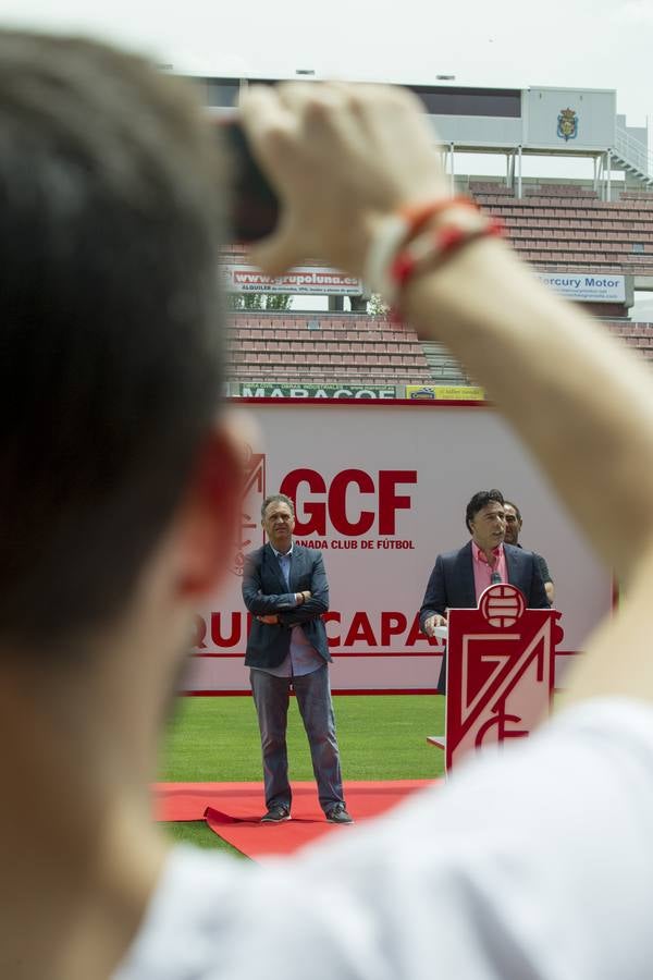 Caparrós quiere un equipo &quot;ambicioso y comprometido&quot;