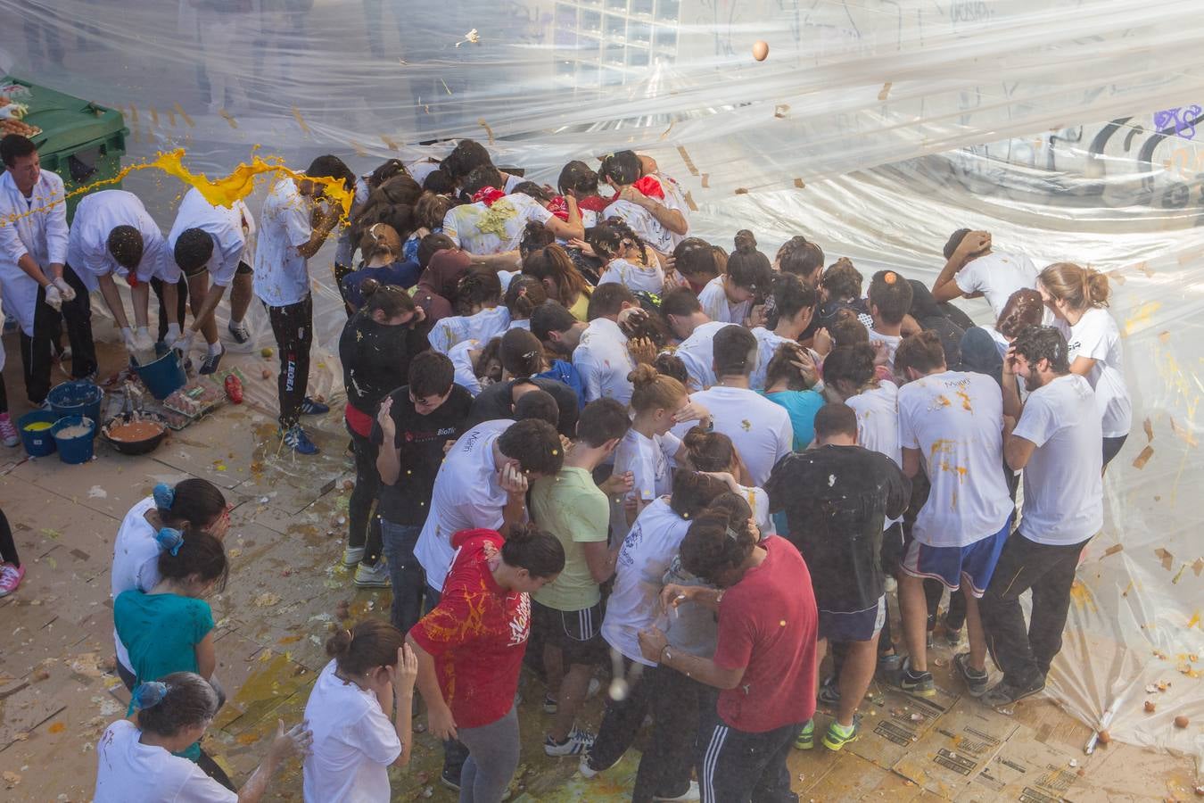 Novatadas en el &#039;País de las Maravillas&#039;