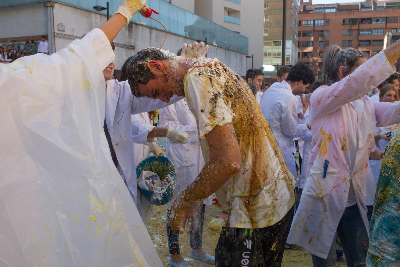 Novatadas en el &#039;País de las Maravillas&#039;