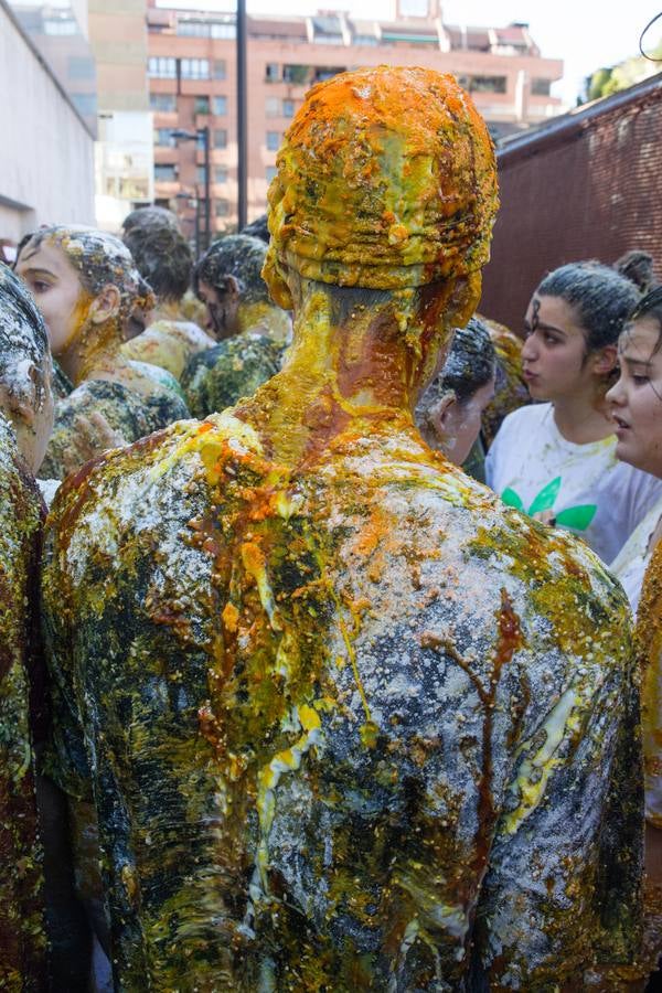 Novatadas en el &#039;País de las Maravillas&#039;