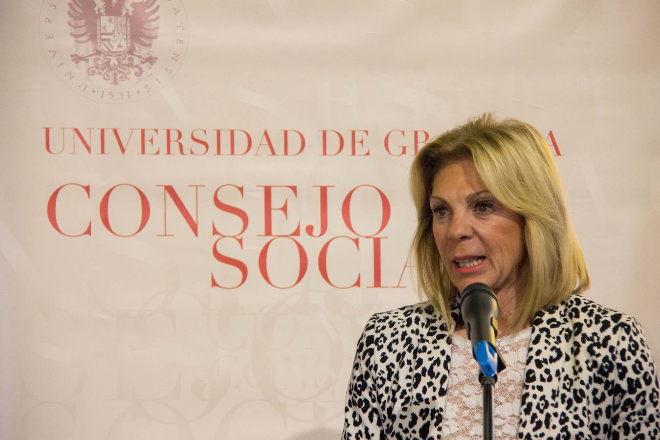 «La universidad morirá por la falta de incorporación de investigadores»