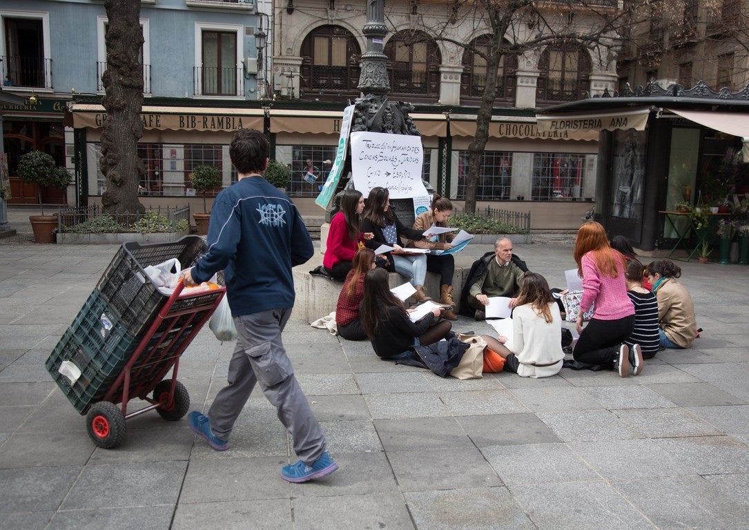 La UGR saca las clases a la calle