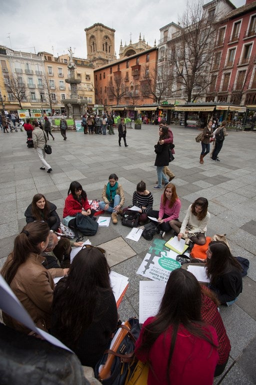 La UGR saca las clases a la calle