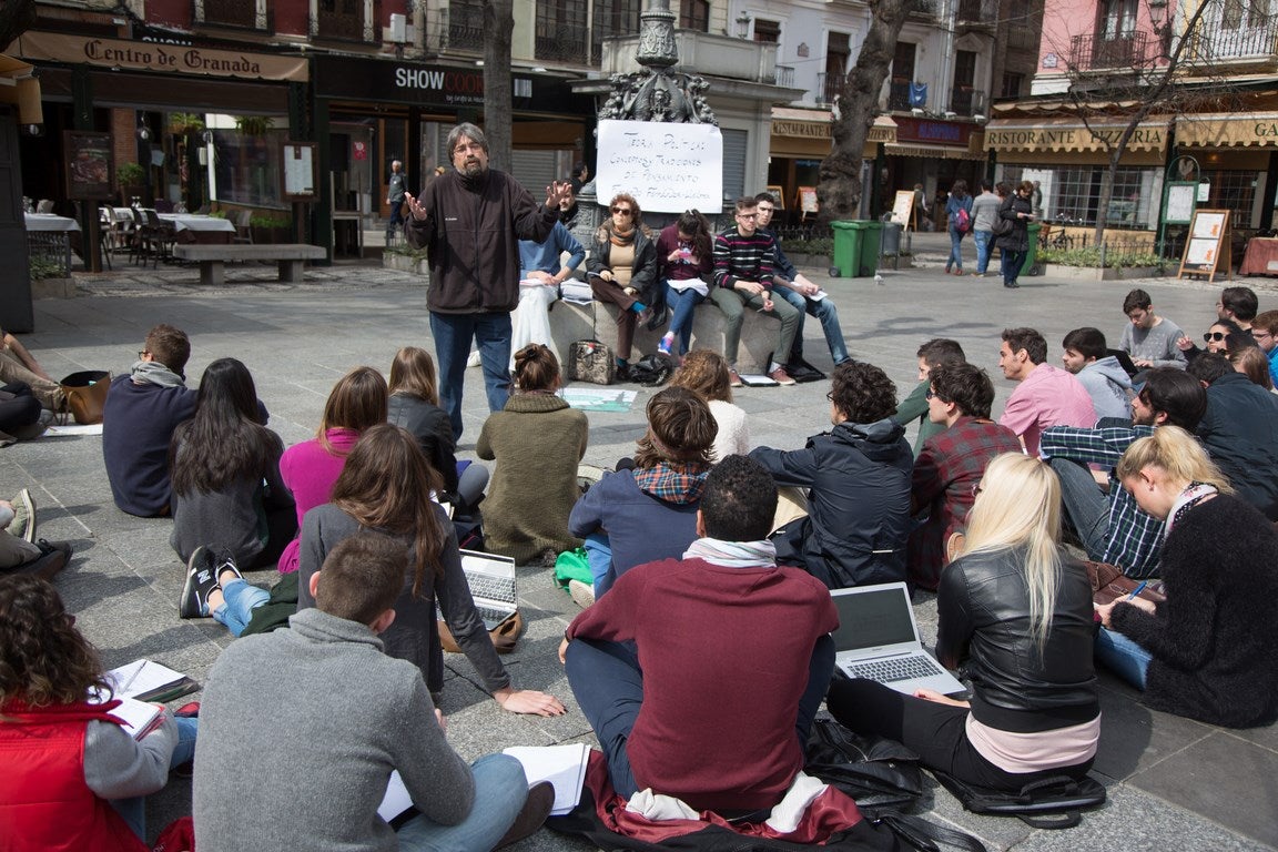 La UGR saca las clases a la calle