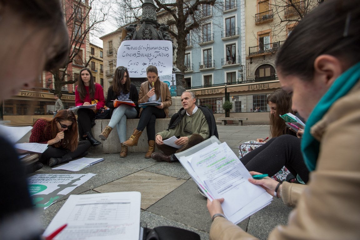 La UGR saca las clases a la calle