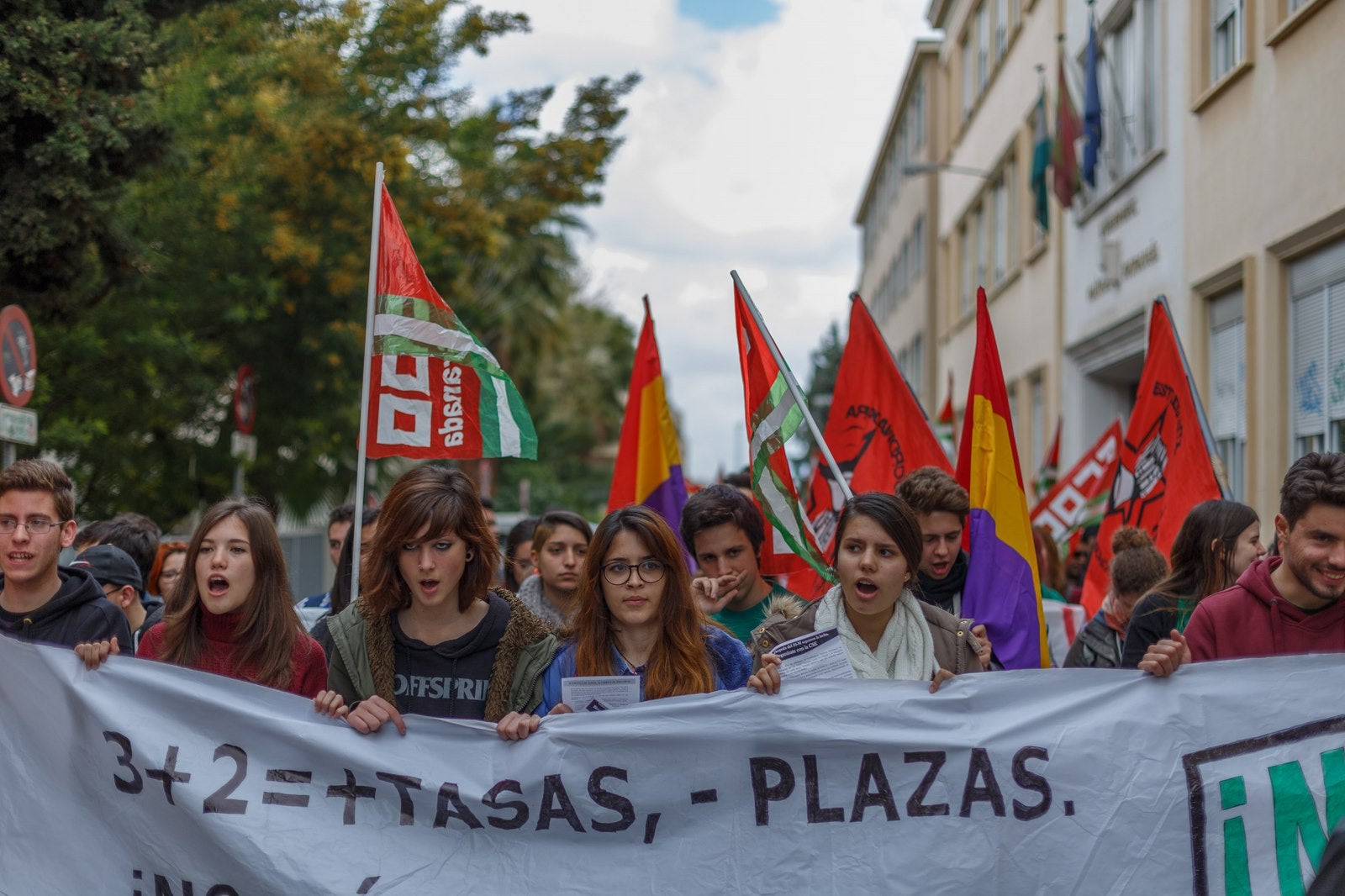 Estudiantes y trabajadores, contra el 3+2